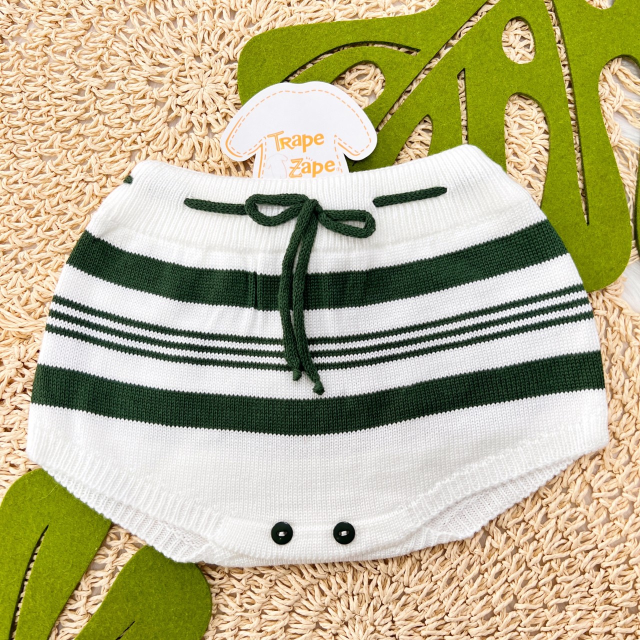 Tapa Fralda Linha Branco com Verde Militar